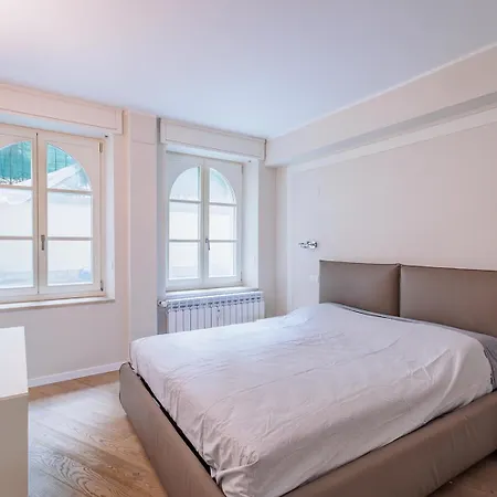 Guesthost - Dimora Citta Alta Lejlighed Bergamo